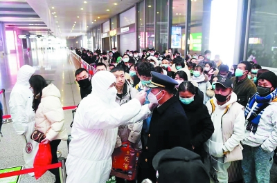 (要聞 三吳大地南京 移動版)黨員志願者奮戰在南京南站戰“疫”一線