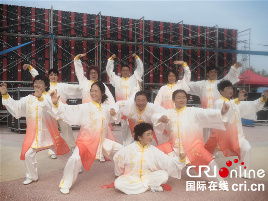 (原創 本網專稿 三吳大地泰州 移動版)泰州“悅動海陵”麒麟花海旅遊節啟動