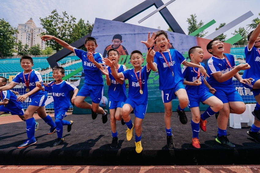 (供稿 文體列表 三吳大地南京 移動版)彪馬杯青少年足球賽第八站比賽在南京舉行
