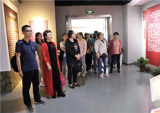 (B 教育列表 三吳大地南京 移動版)南京市市級機關第一幼兒園黨支部開展主題黨日活動