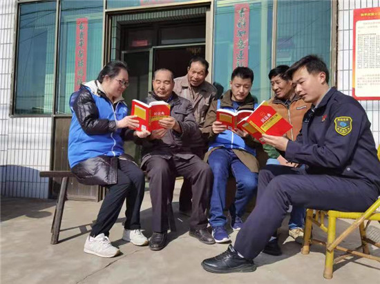 蘇州張家港市“法律明白人”為基層治理注入新生法治力量_fororder_圖片1