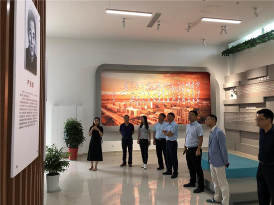 (供稿 社會廣角列表 三吳大地泰州 移動版)泰州姜堰張甸鎮領導班子參觀靖江市新橋鎮新時代文明實踐所(站)建設(列表頁標題)張甸鎮領導班子參觀新橋鎮文明實踐所建設