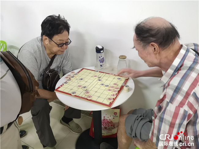 在文中作了修改（原創 本網專稿 三吳大地南京 移動版）南京觀察：不同“溫度”下的金陵城