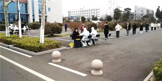 連雲港市海州區工信局：當好三大員 護航企業生産_fororder_圖片 3