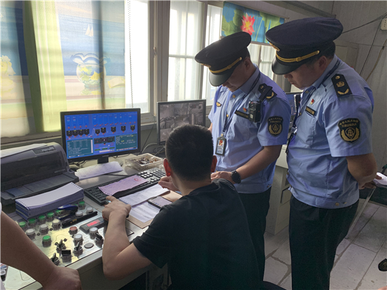 南通市吹響交通執法紓企解困衝鋒號 將對重點事項完成情況及時推進督辦_fororder_28
