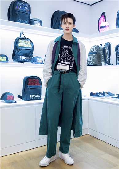 (供稿 企業列表 三吳大地南京 移動版)KENZO2019年秋冬新款發佈展登陸南京德基廣場