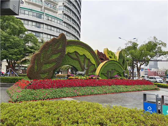 扮靚節日氛圍 1464面國旗將陸續亮相蘇州獅山橫塘街頭_fororder_圖片8