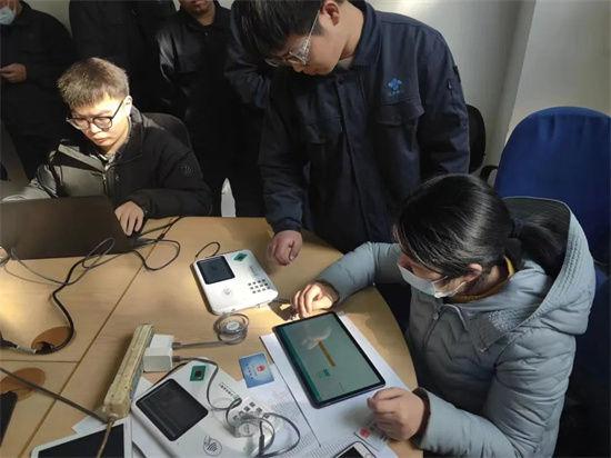 泰州興化戴南鎮：便民服務心貼心 現場指導面對面_fororder_圖片4