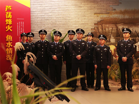 鹽城機場邊檢站赴華中魯藝抗日殉難烈士陵園開展清明節祭奠活動_fororder_圖片11