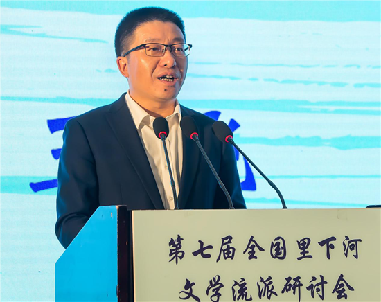 (供稿 文體列表 三吳大地泰州 移動版)第七屆全國裏下河文學流派研討會在泰州舉行