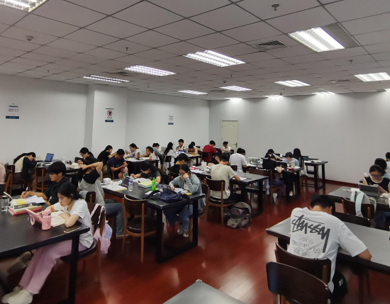 江蘇沛縣用心用情破題群眾高溫酷暑下的“急難愁盼”_fororder_圖片 3