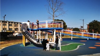 泰州興化戴南鎮：農民廣場融入“生態大公園”