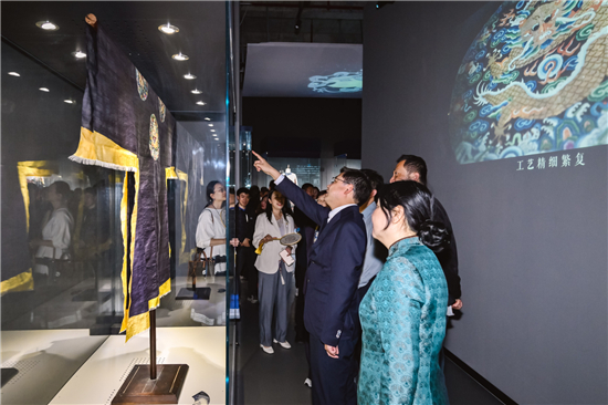 蘇州絲綢博物館“袞和TA的朋友們”原創數字文化展在仁恒倉街啟幕_fororder_圖片15