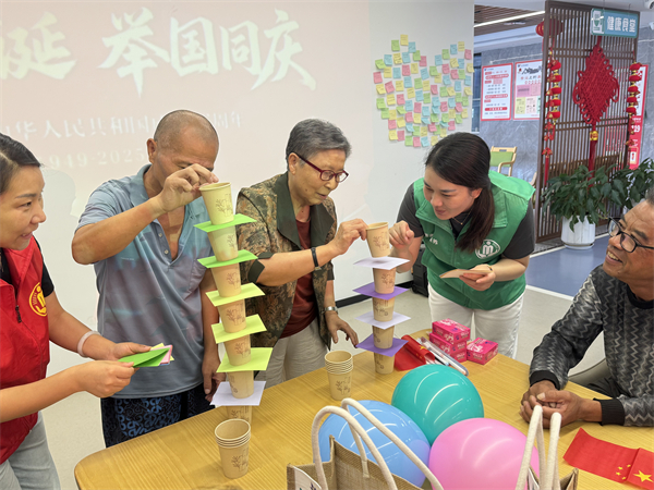 鹽城亭湖：雙節同慶 陪伴長者共度溫馨時光_fororder_47