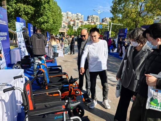 重陽盛會綻放“長壽之鄉” 2025年全國“我們的節日·重陽”主題文化活動在南通如皋舉辦_fororder_圖片 3