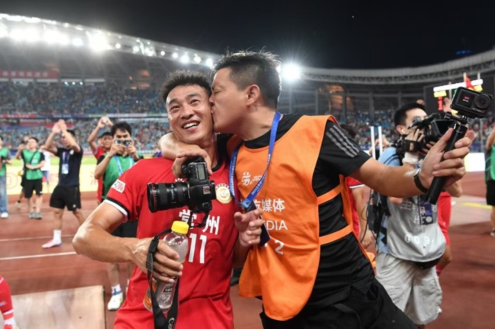 “破圈成為頂流”，“蘇超”首次寫入省政府工作報告_fororder_20260204_092411_005