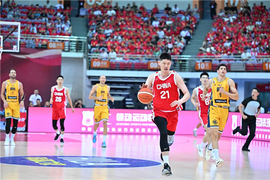 中國男籃75-72險勝波黑！兩連勝劍指亞洲盃！_fororder_圖片17