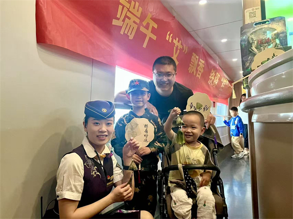 “粽”情端午 “艾”在路上——在G66次列車上邂逅中國節_fororder_16