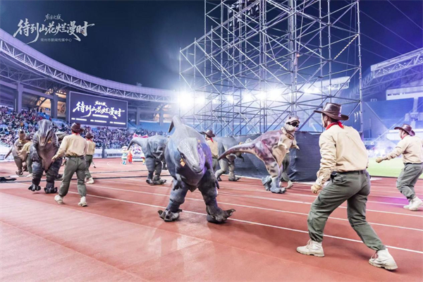 近4萬觀眾共赴盛宴 常州“東方之夜”讓熱血足球與平凡英雄共繪城市新篇_fororder_14