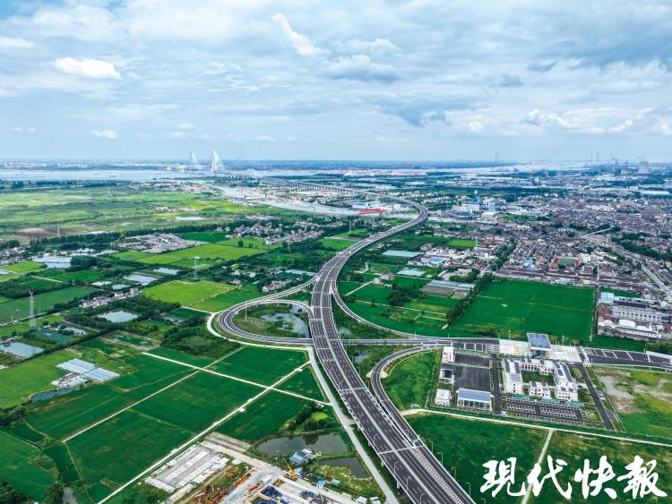 又一座世界級大橋建成！常泰長江大橋通車，常泰兩地20分鐘直達