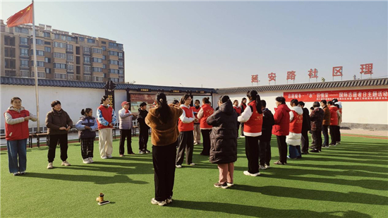 淮安市清江浦區:三代同行傳溫情 志願暖冬映初心_fororder_圖片12