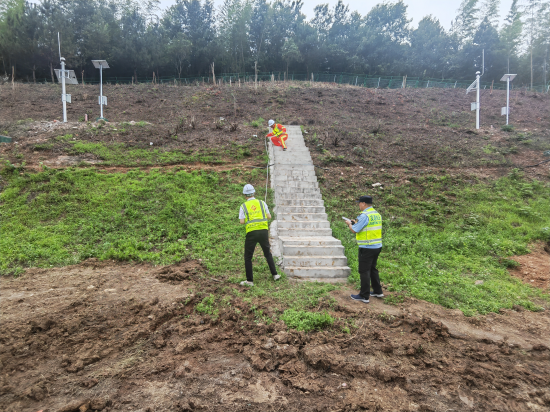 江蘇省交通綜合執法局沿江支隊開展茅山隧道汛期應急救援實戰演練 築牢轄區安全防線_fororder_圖片 2
