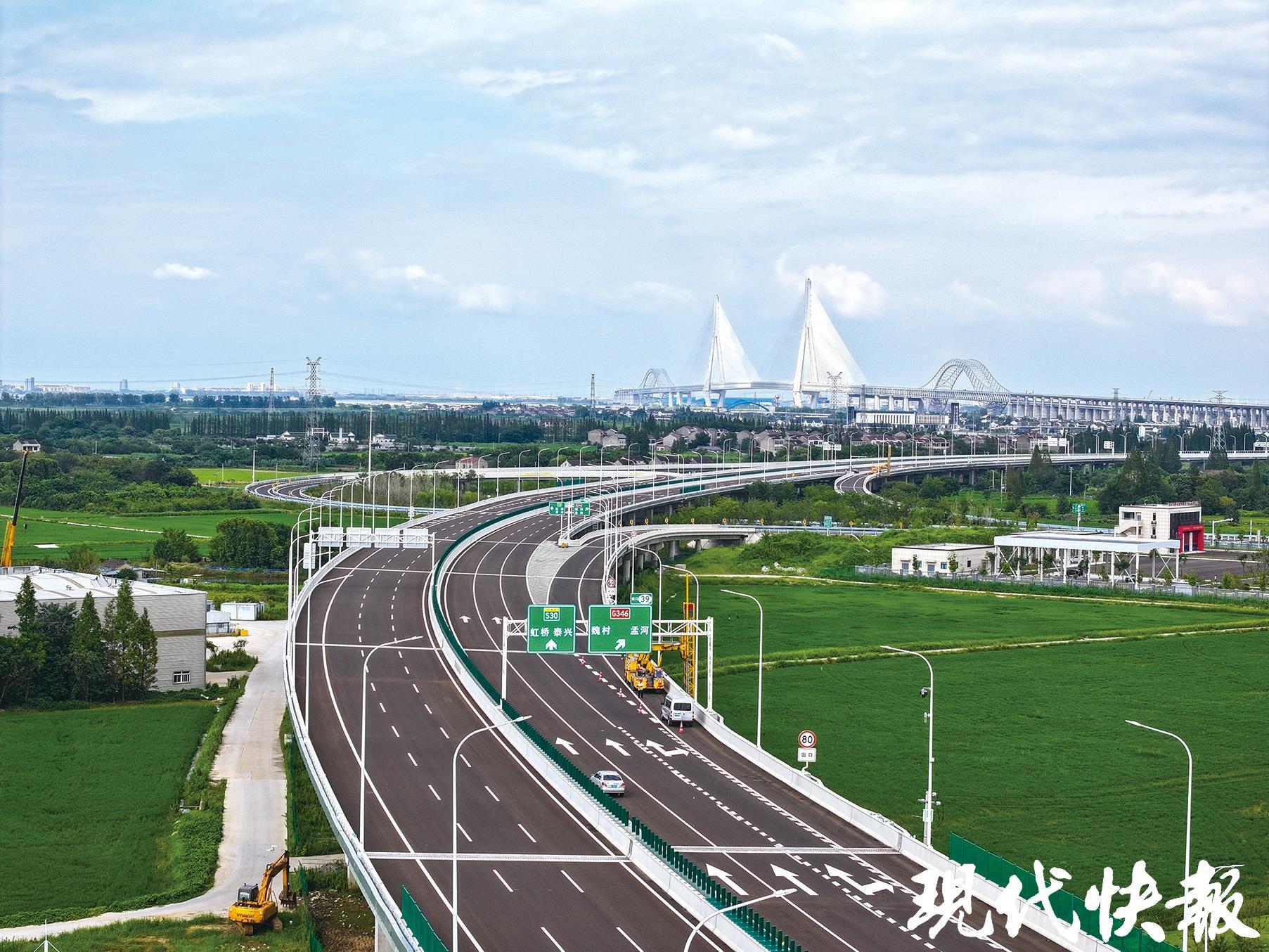 又一座世界級大橋建成！常泰長江大橋通車，常泰兩地20分鐘直達