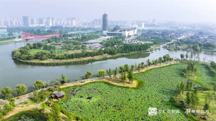 揚州：運河三灣風景區綠意濃