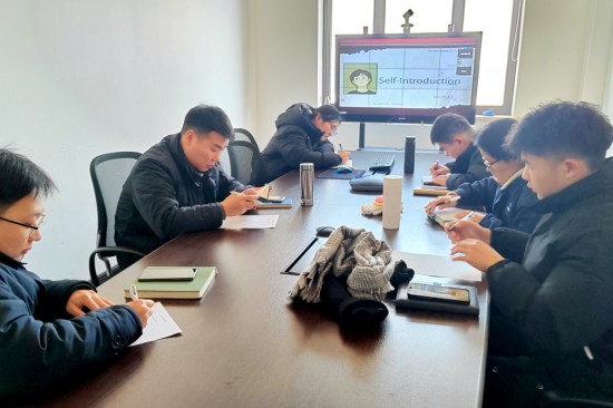 助力國際化業務高效開展 江蘇興達集團技術人員線上線下學英語