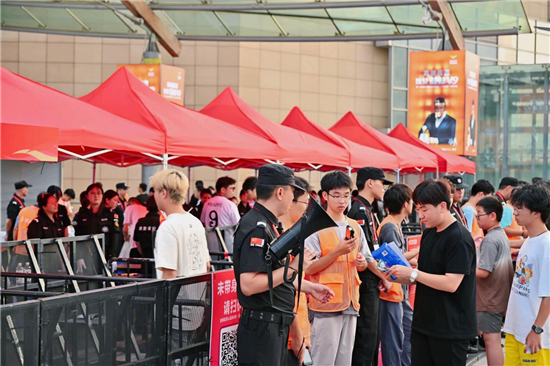 20分優勢碾壓！中國男籃熱身賽南京站首場大勝波黑隊_fororder_圖片6