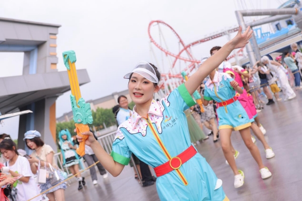 淮安方特“復古風情節”盛夏狂歡正酣 暑期特惠歡樂再續_fororder_圖片3_副本