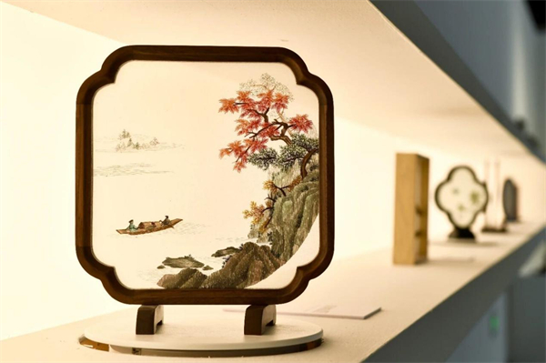 沉浸式體驗非遺之美 小米雙面藝術展探索傳統文化創新表達_fororder_7