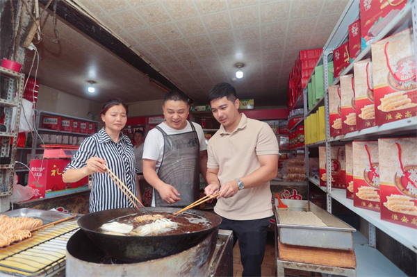 何為淮安？This is Huai'an！ 中外“Z世代”記者團共探古城千年風華_fororder_23