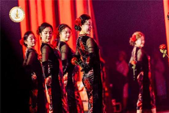 華裳新章從詩裏甦醒 全國“旗袍·詩歌春晚”熱動金陵_fororder_圖片6