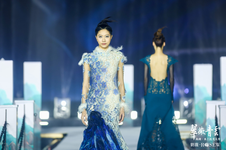 兩大秀場同日競艷 助推“時尚常熟”品牌再出圈