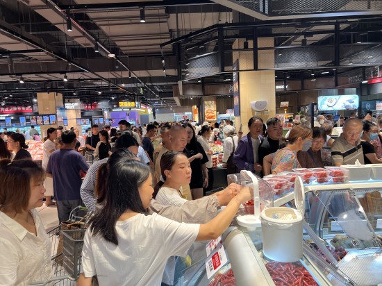 永輝超市海安首店調改升級 胖東來模式落地蘇中煥新開業_fororder_圖片 3