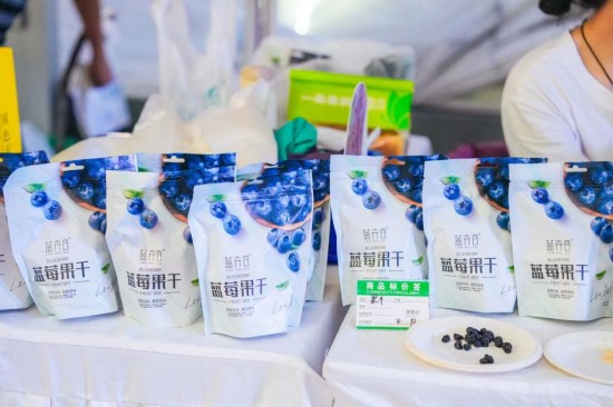 地道“南京味”獲讚 南京農業嘉年華亮相鼓樓吾悅廣場書寫城鄉融合新答卷_fororder_圖片 3