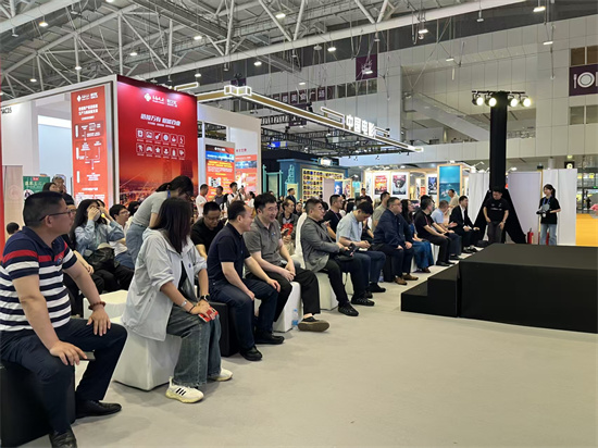 破“芯”局！南京企業攻克硅遊絲技術 我國成全球第二實現全産業鏈量産_fororder_微信圖片_20250525114523