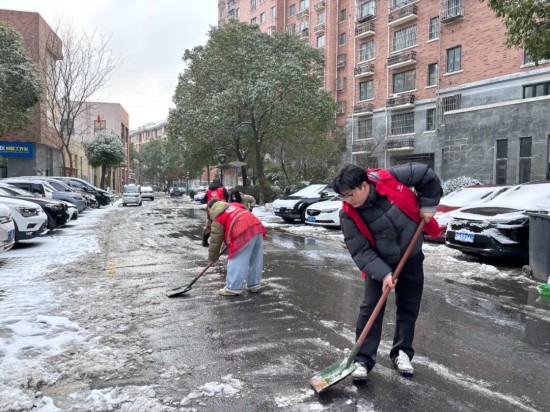 泰州海陵高新區：風雪清晨 點亮第一抹暖色_fororder_圖片 2