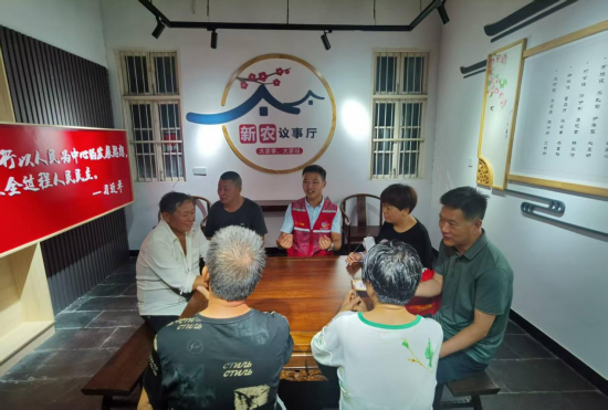 泰州市罡楊鎮法治清泉潤花鄉 産業復蘇振鄉村_fororder_圖片 3