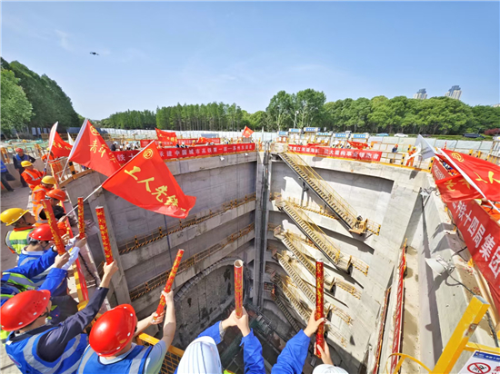 “通甬園夢號”盾構機高效精準掘進 “中國城市高鐵第一隧”首段貫通_fororder_圖片26