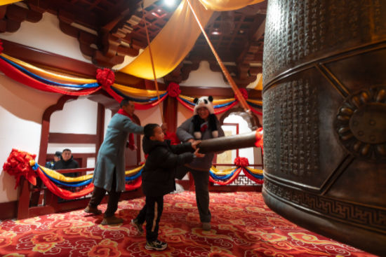 千年鐘聲叩響新歲 牛首山以傳統民俗與現代科技奏響跨年文化樂章_fororder_IMG_1455