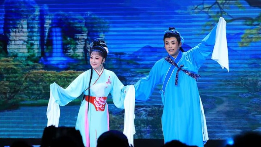 青春版《天仙配》上演 圈粉一波年輕人