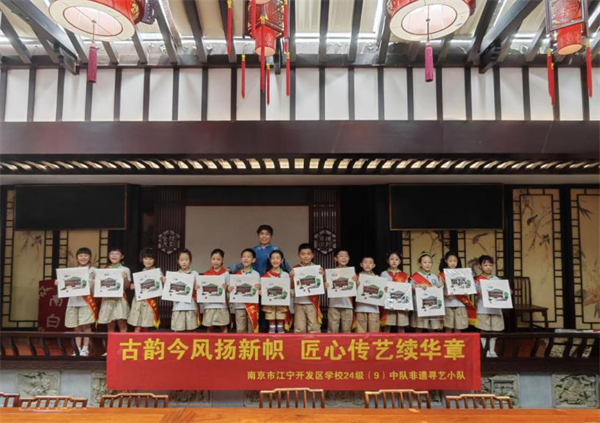 南京市江寧開發區學校“非遺尋藝”小隊探秘民俗博物館感受傳統文化_fororder_12