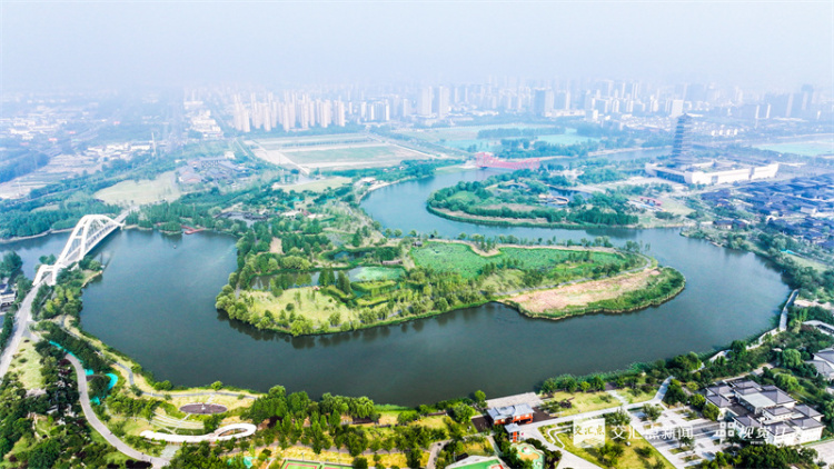 揚州：運河三灣風景區綠意濃