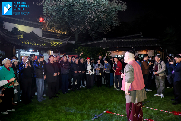 百名電影表演藝術家齊聚南京熙南裏 戲曲與光影碰撞文旅新火花_fororder_2
