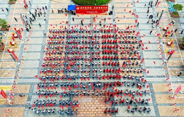 江蘇盱眙：國慶騎行潮 車輪丈量城市發展變遷_fororder_微信圖片_2025-10-01_191737_630_副本