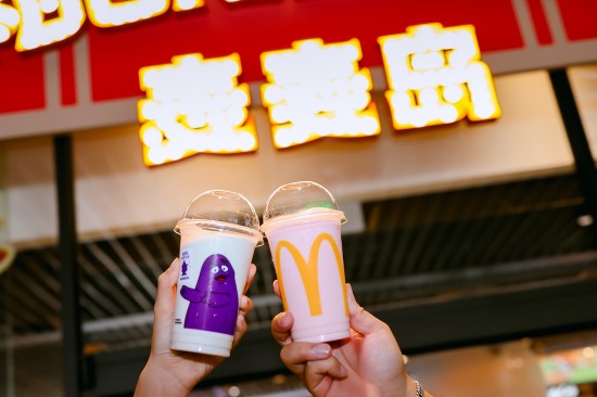 “我去麥麥島啦” 麥當勞全國超7100家餐廳同步切換“度假模式”_fororder_圖片 2