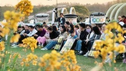 花海裏唱《花海》，《樂在旅途》第三季高淳篇錄製花絮曝光