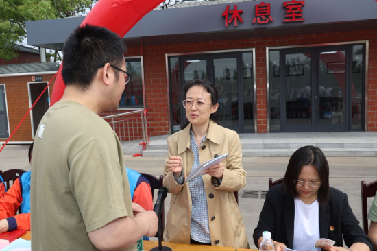徐州市公路中心開展民法典宣傳暨法律服務進工地活動_fororder_圖片 2